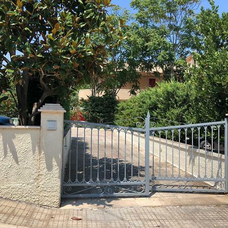 Ferienwohnung Brezza Di Mare Torre Canne Exterior foto