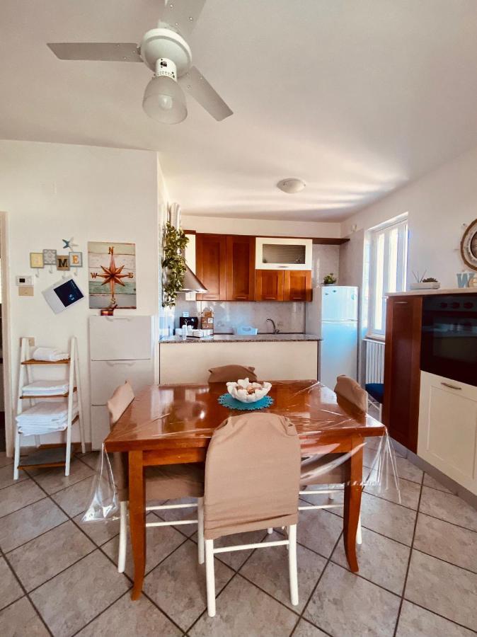 Ferienwohnung Brezza Di Mare Torre Canne Exterior foto