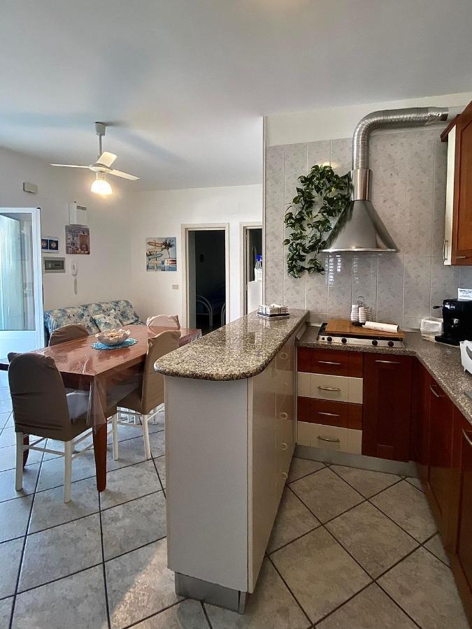 Ferienwohnung Brezza Di Mare Torre Canne Exterior foto