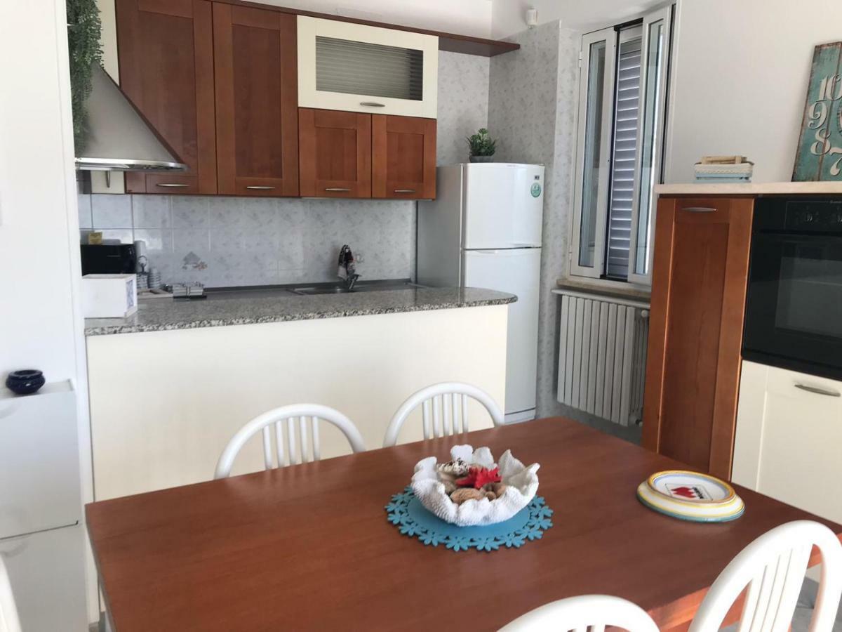 Ferienwohnung Brezza Di Mare Torre Canne Exterior foto